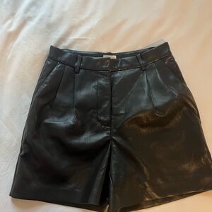Aritzia Wilfred Faux Leather Shorts